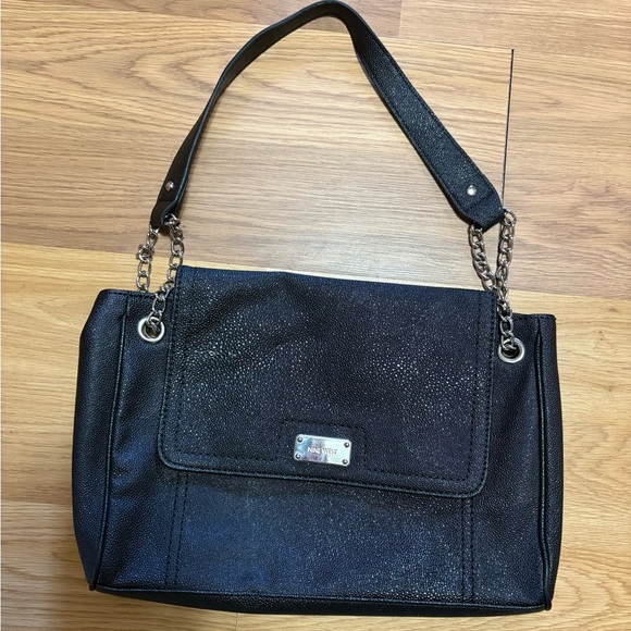 Nine West Black Shoulder Bag Silver Chain Strap Textured Faux Leather Purse - Picture 2 of 7